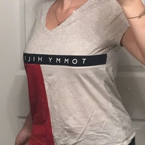 Tommy Hilfiger tee